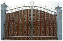 Wooden Stainless Gate